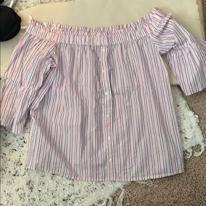 ABERCROMBIE OFF THE SHOULDER TOP SIZE L